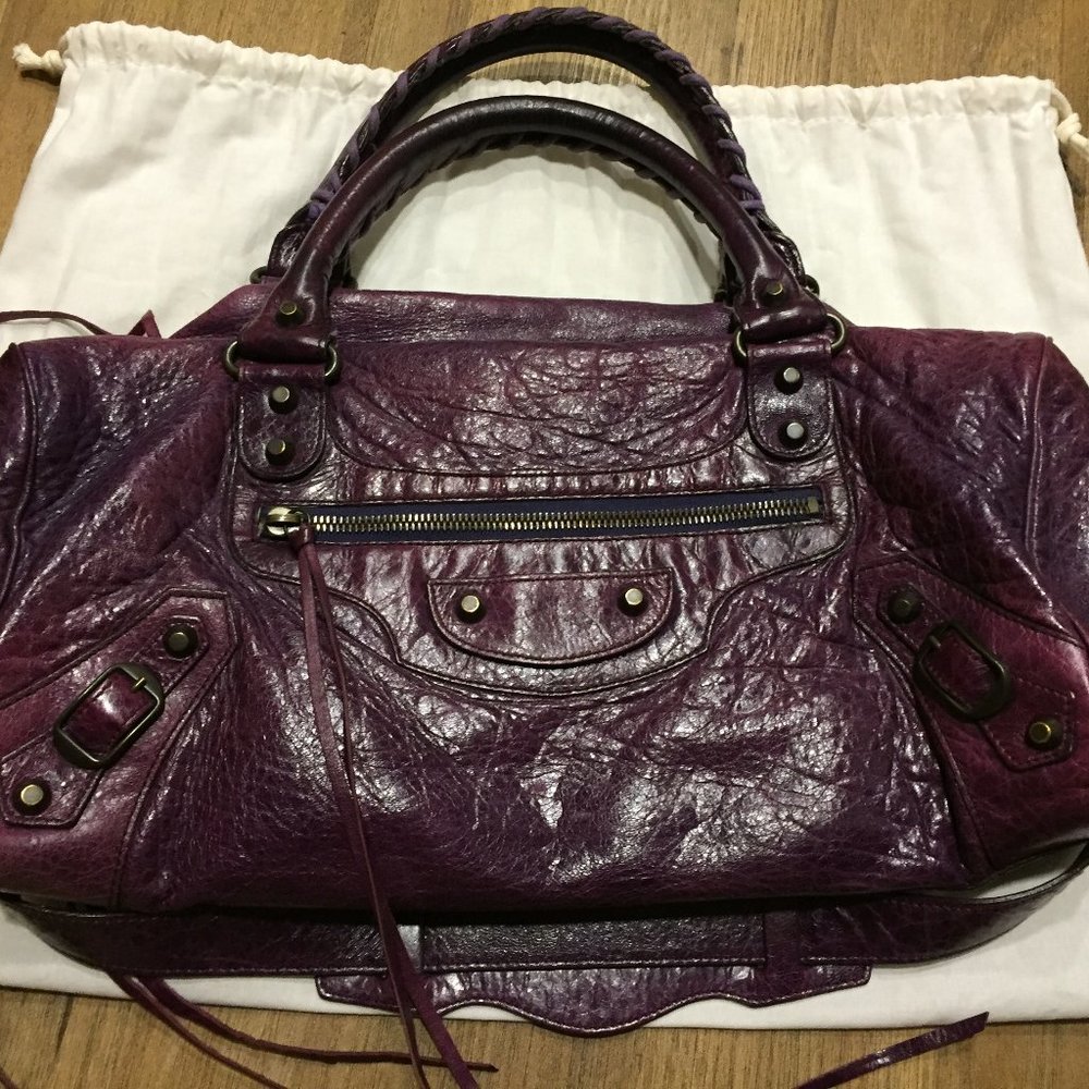 100% authentic Balenciaga Twiggy handbag Violet